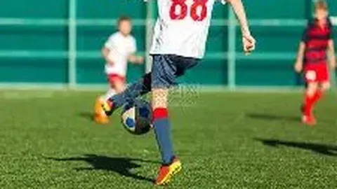 台江县秀眉街区篮球赛周五夜晚激情四溢，赛事精彩不断！